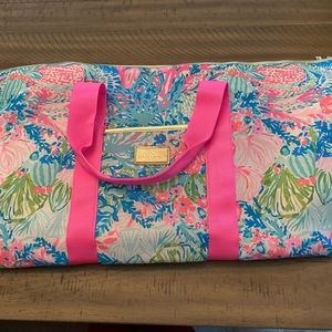 Lilly Pulitzer large bag - size 27” x 14” and 8” inch wide never used